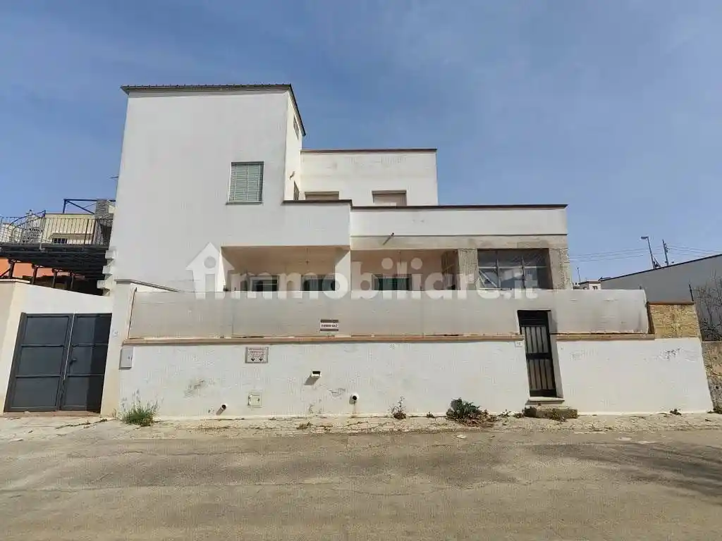 Casa indipendente in vendita a Salve