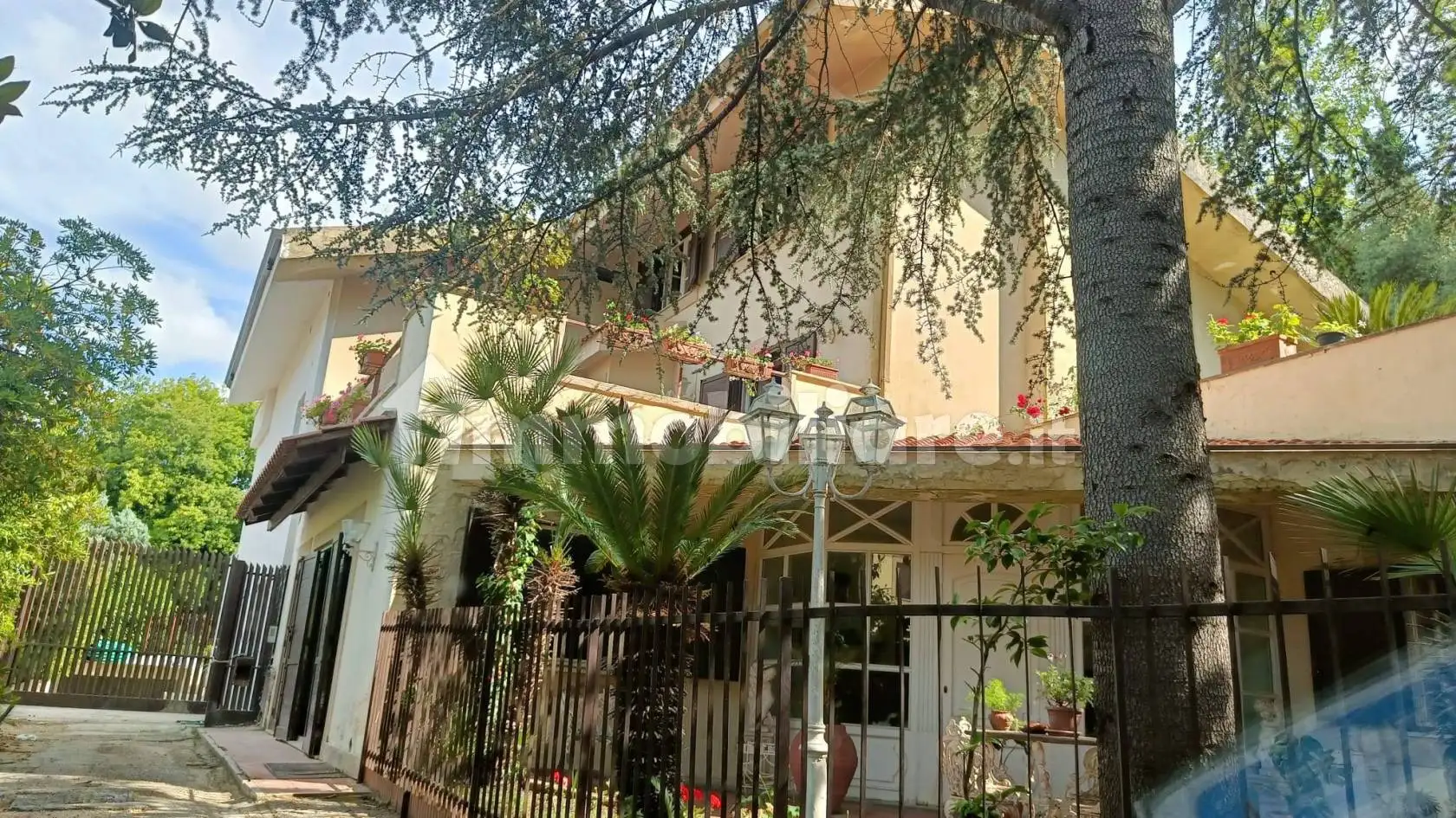 Villa in vendita a Caserta