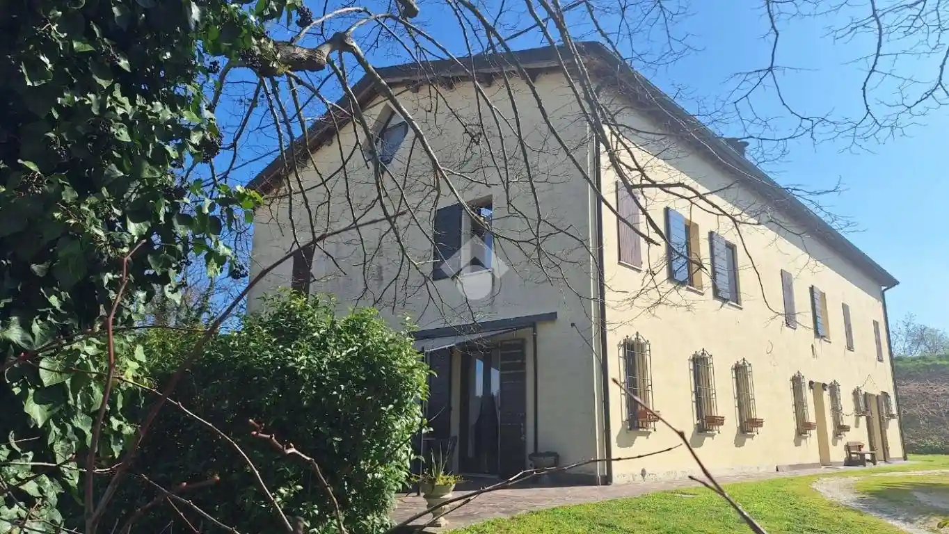 Rustico - Casale in vendita a Bagnacavallo