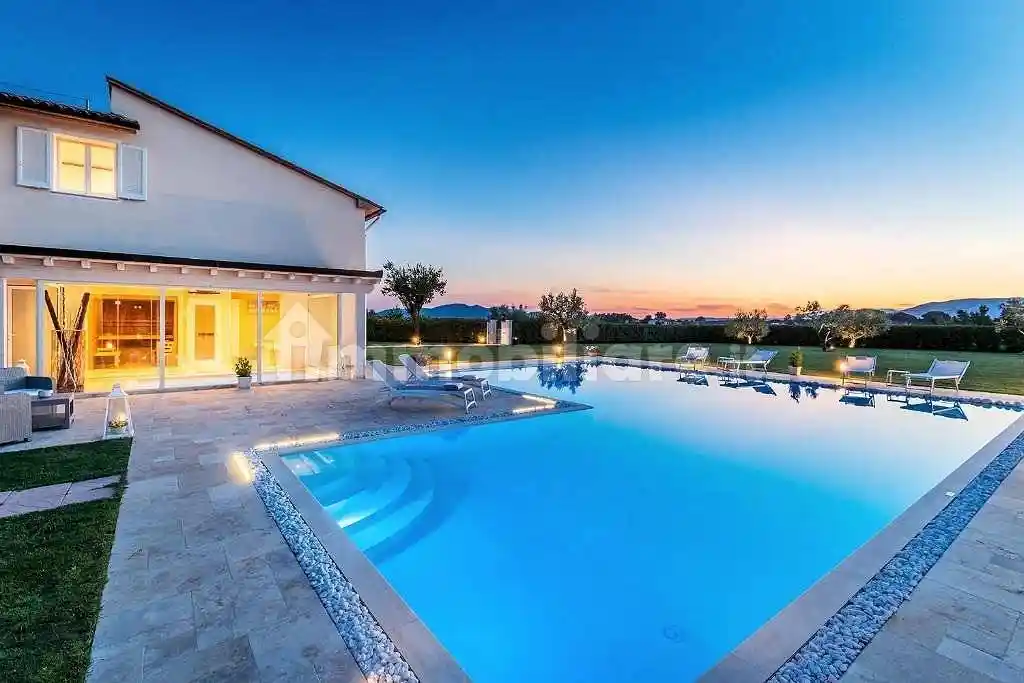 Villa in vendita a Monsummano Terme