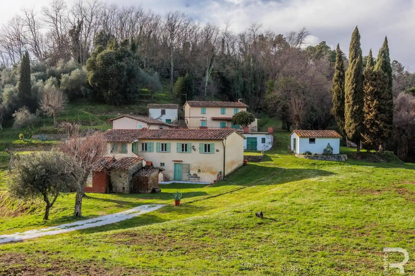 Rustico - Casale in vendita a Pescia