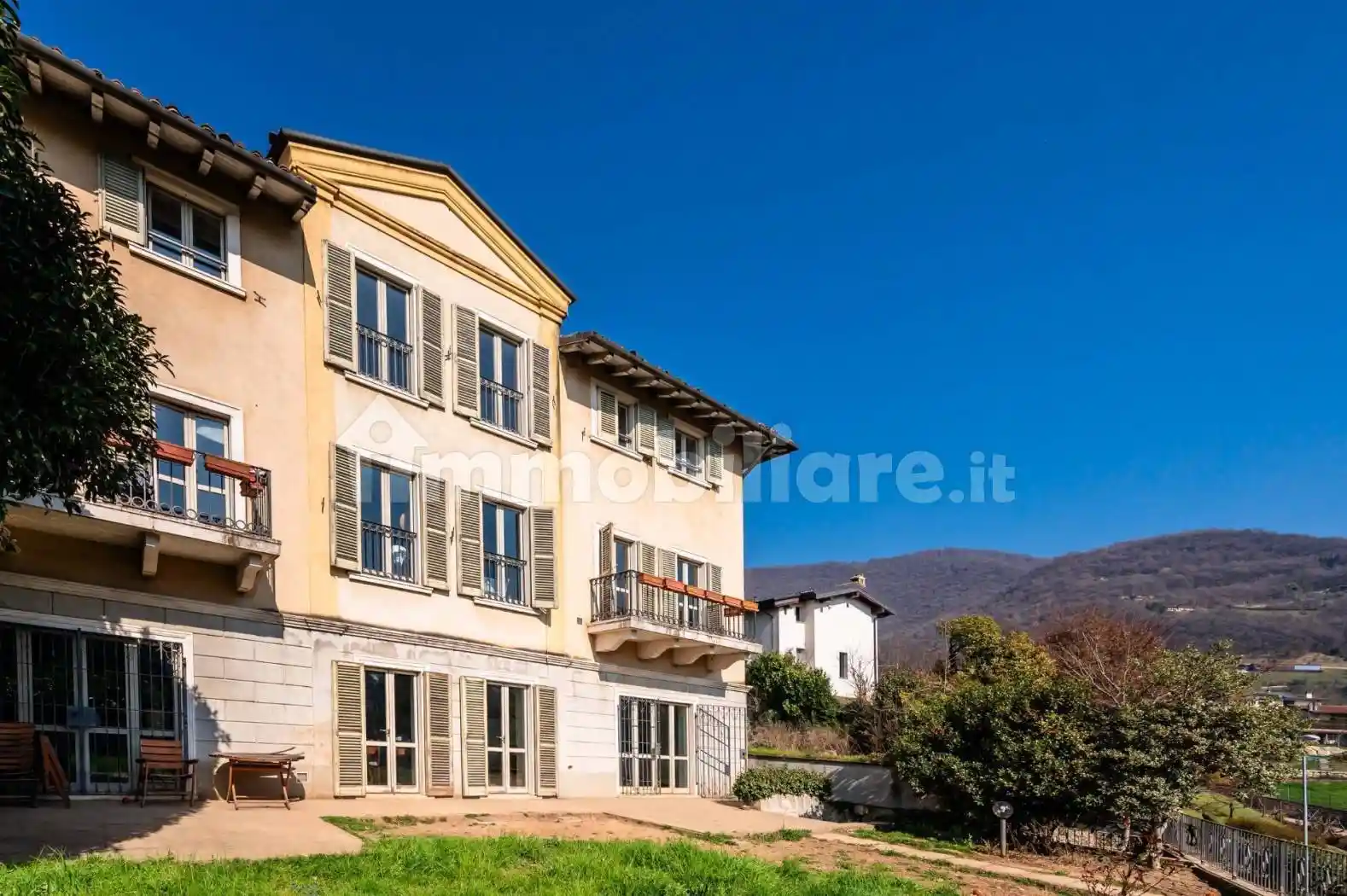 Villa in vendita a Cenate Sopra