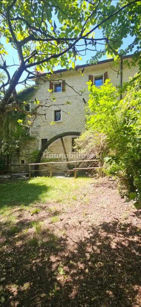 Rustico - Casale in vendita a Fumane