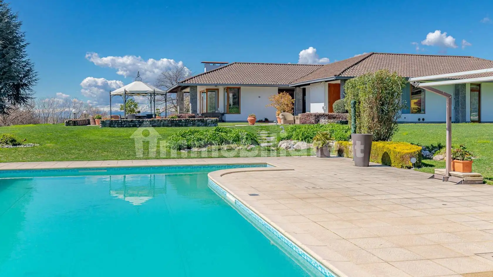 Villa in vendita a Colverde