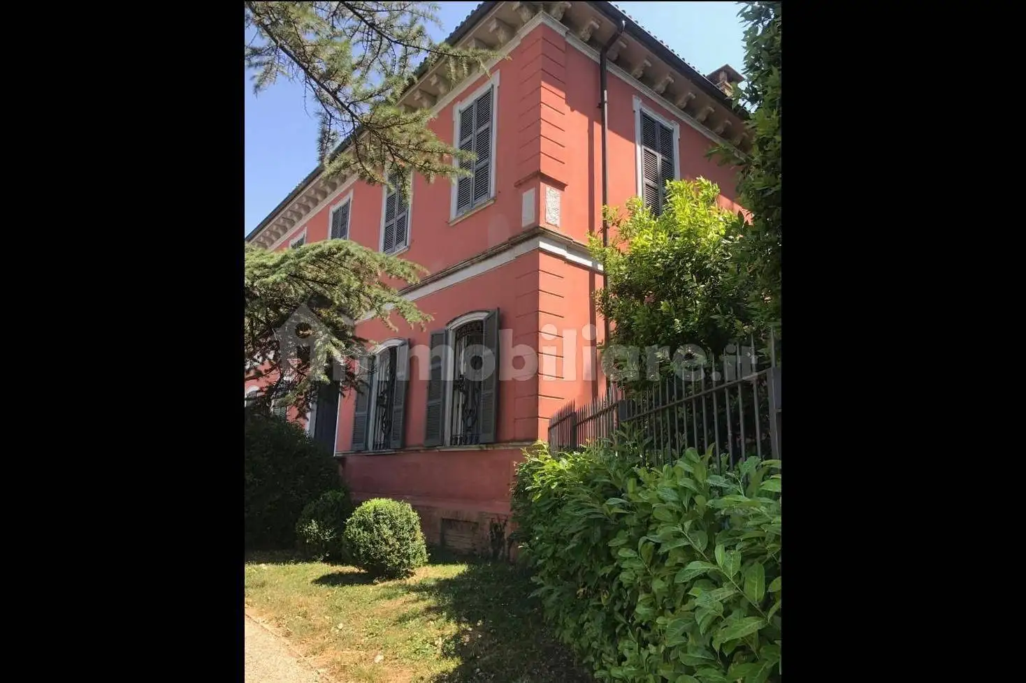 Villa in vendita a Montebello della Battaglia