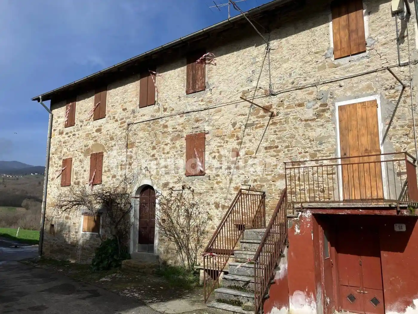 Rustico - Casale in vendita a Tizzano Val Parma