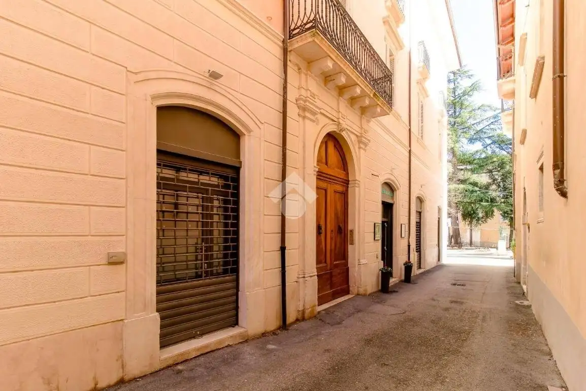 Appartamento in vendita a L'Aquila