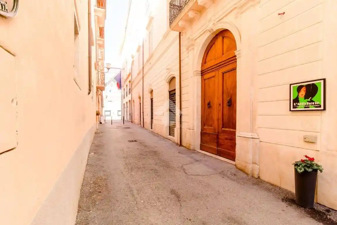 Quadrilocale via Simonetto 16, Duomo - Fontana Luminosa, L'Aquila - foto 3