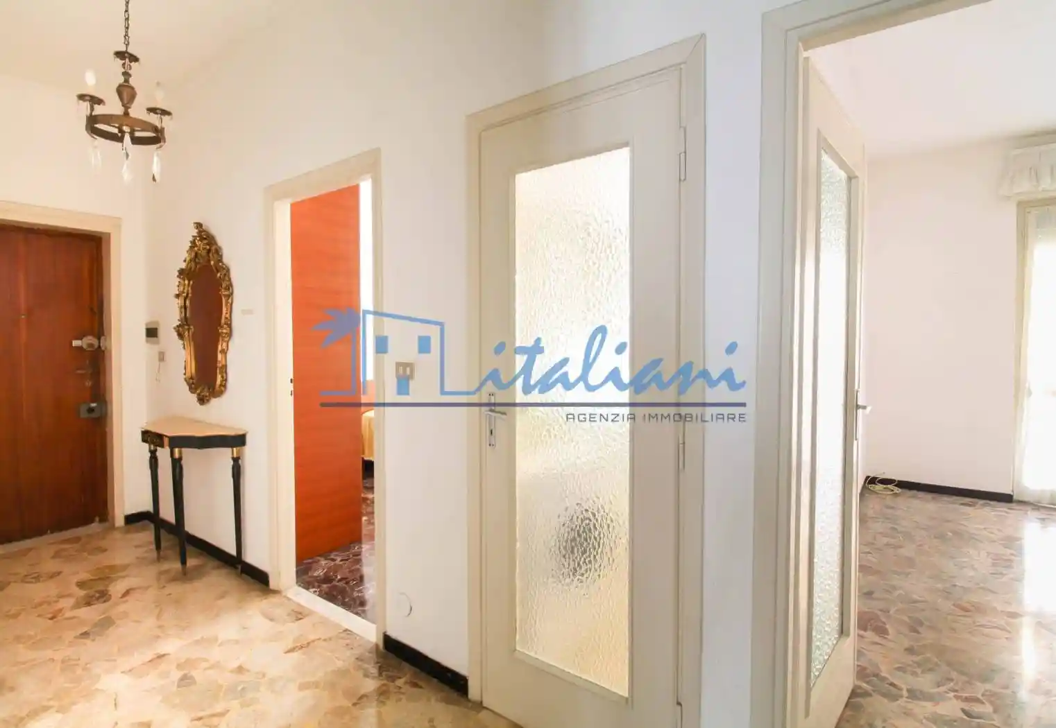 Appartamento in vendita a Varazze