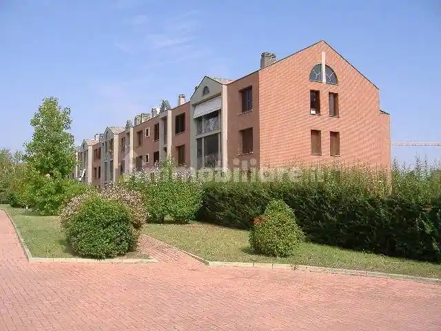 Trilocale via Sandro Pertini 12, Poasco Sorigherio, San Donato Milanese - foto 2