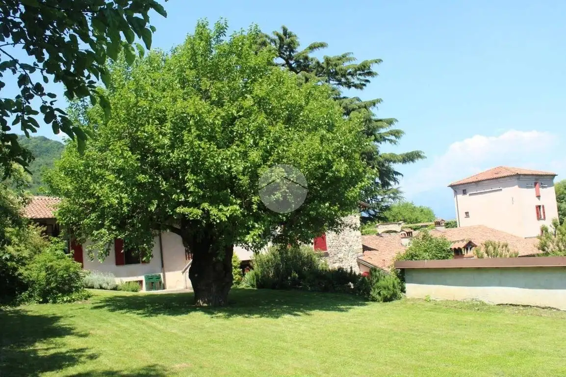 Appartamento in affitto a Corte Franca