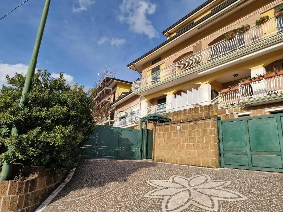 Villetta a schiera in vendita a Aiello del Sabato