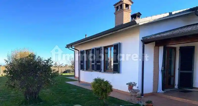Villa in vendita a Podenzano