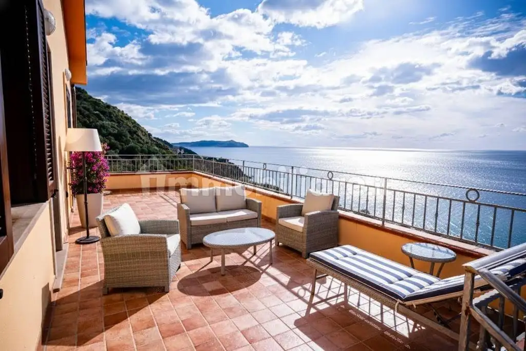 Villa in vendita a Pisciotta