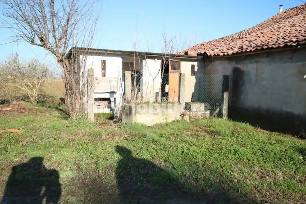 Rustico - Casale in vendita a Montegalda