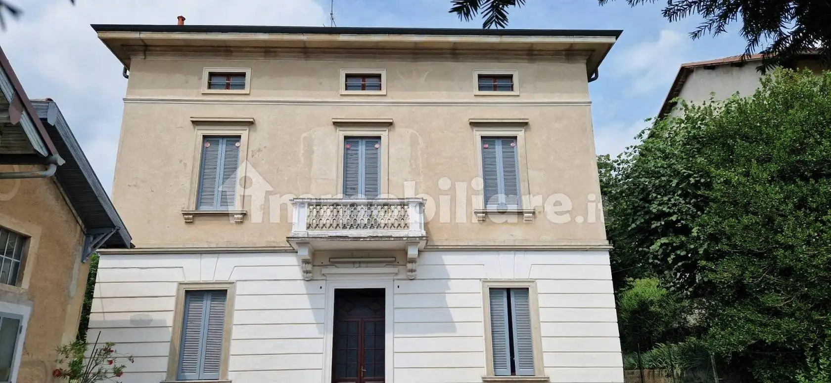 Villa unifamiliare, buono stato, 1311 m², Centro, Aicurzio - foto 2