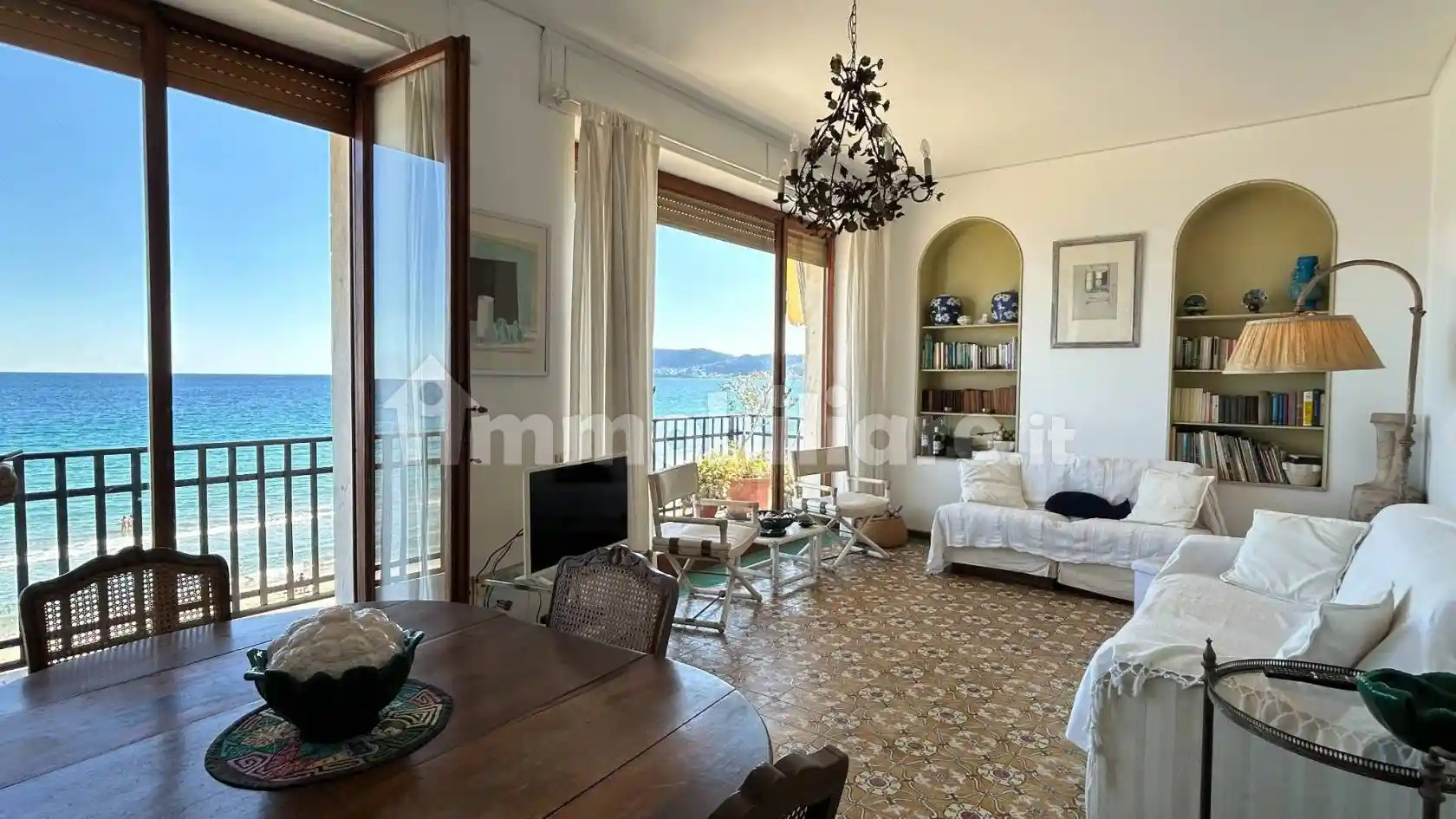 Appartamento in affitto a Alassio