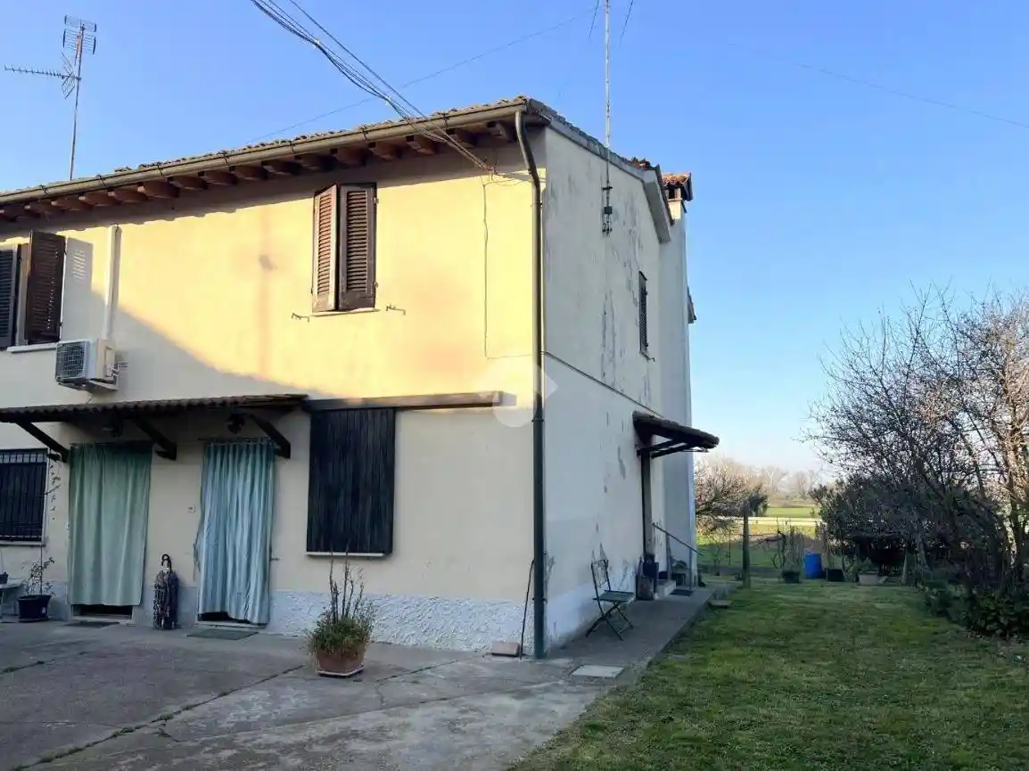 Terratetto plurifamiliare via Giuseppe Garibaldi, Piadena, Piadena Drizzona - foto 2