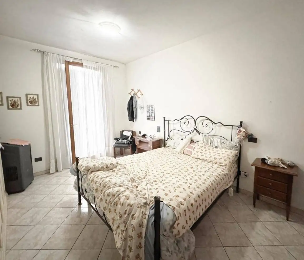 Villa a schiera 4 locali, buono stato, Centro, Ceresara - foto 5