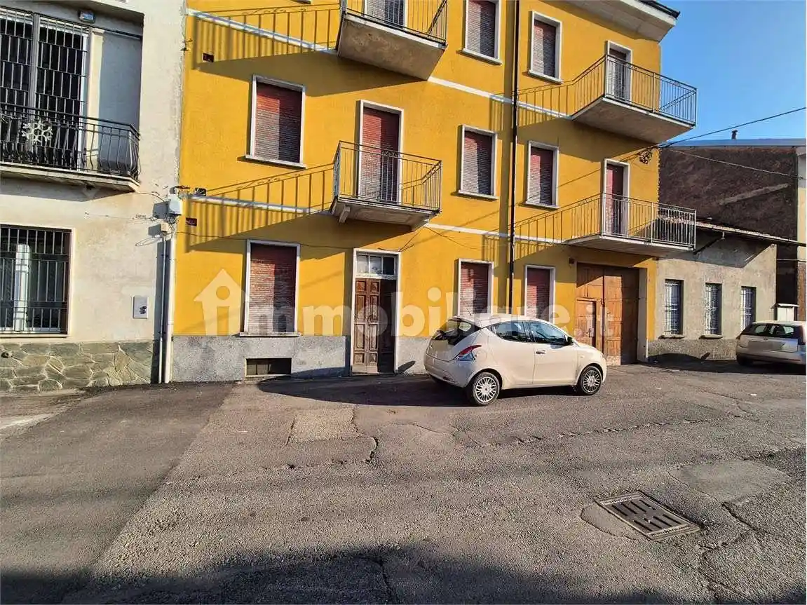 Rustico - Casale in vendita a Cislago