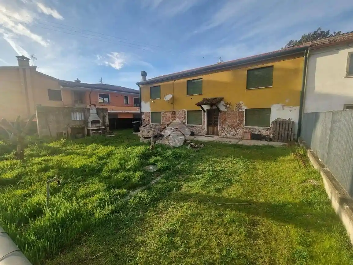 Casa indipendente in vendita a Stanghella