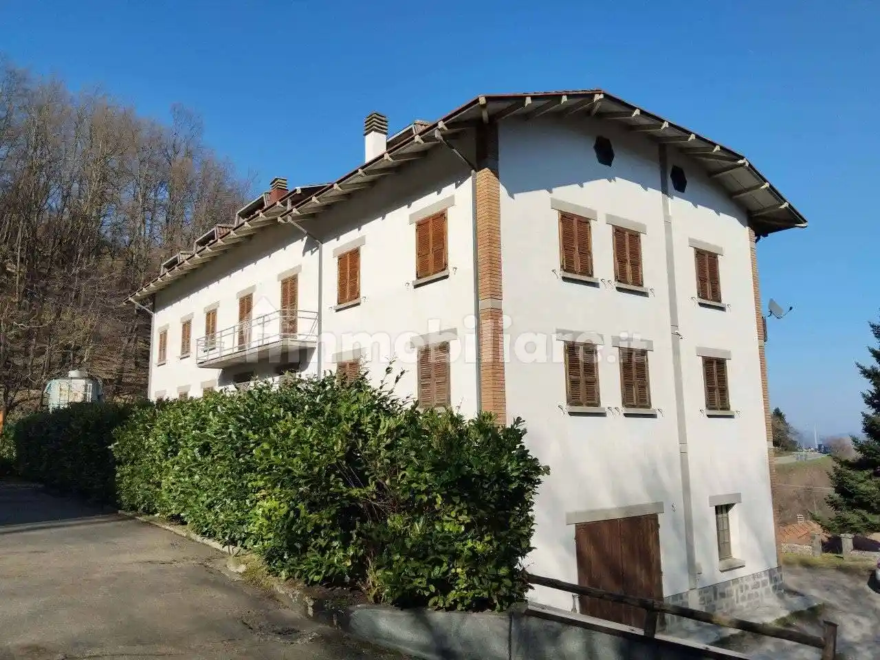 Rustico - Casale in vendita a Ventasso