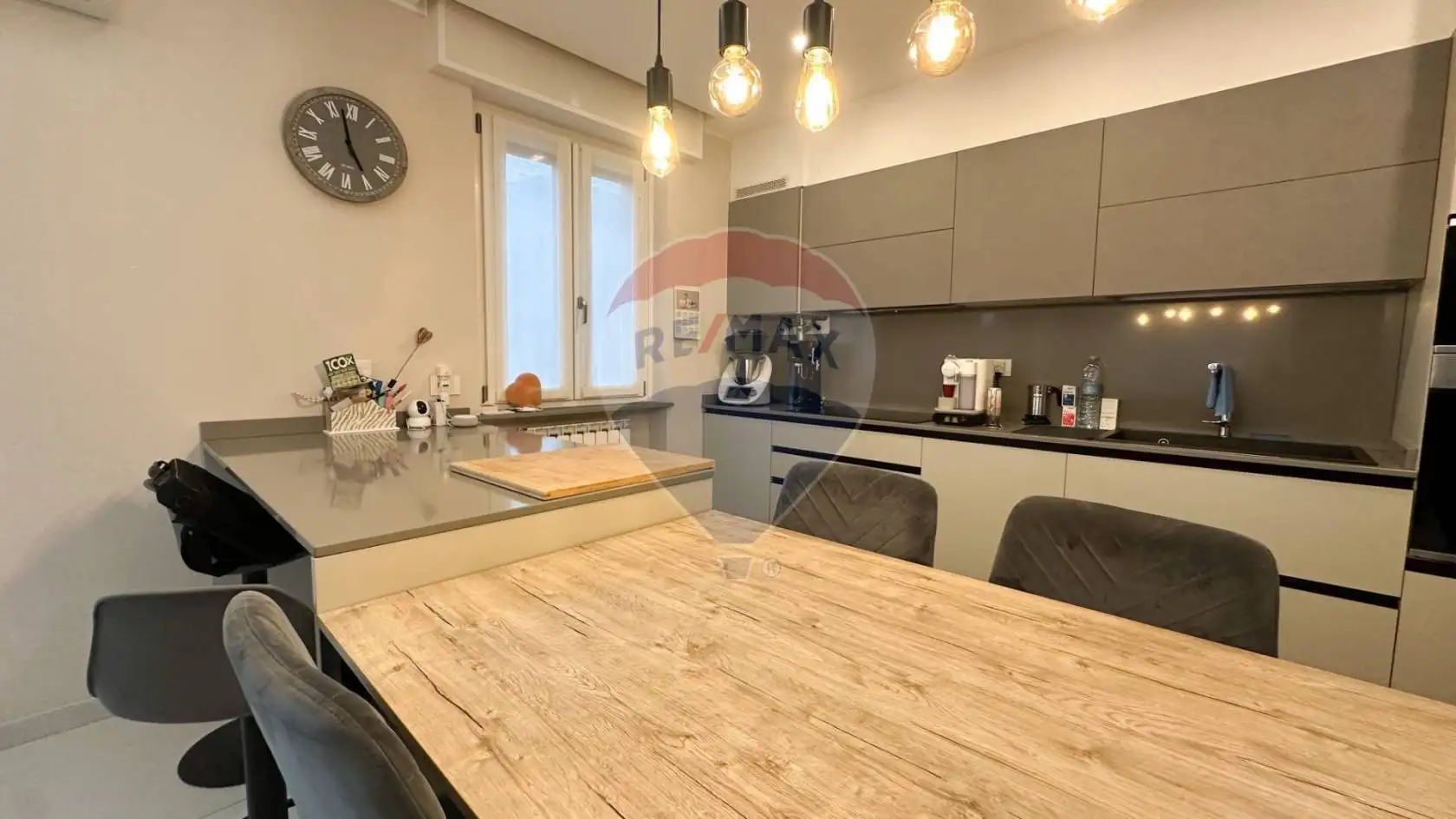 Trilocale via Caminatti Giuseppe 18, Centro, Brusimpiano - foto 2