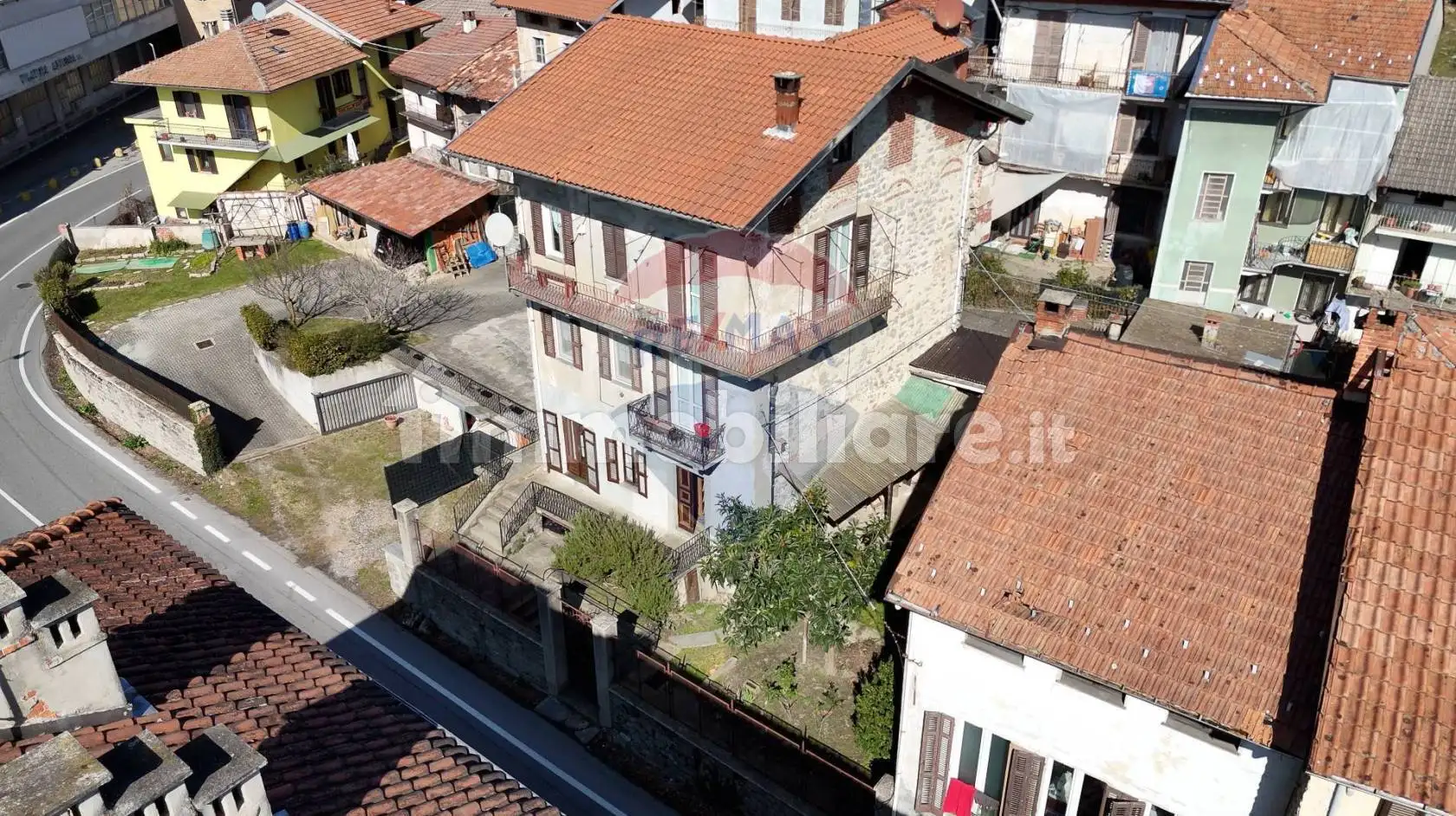 Casa indipendente in vendita a Valdilana