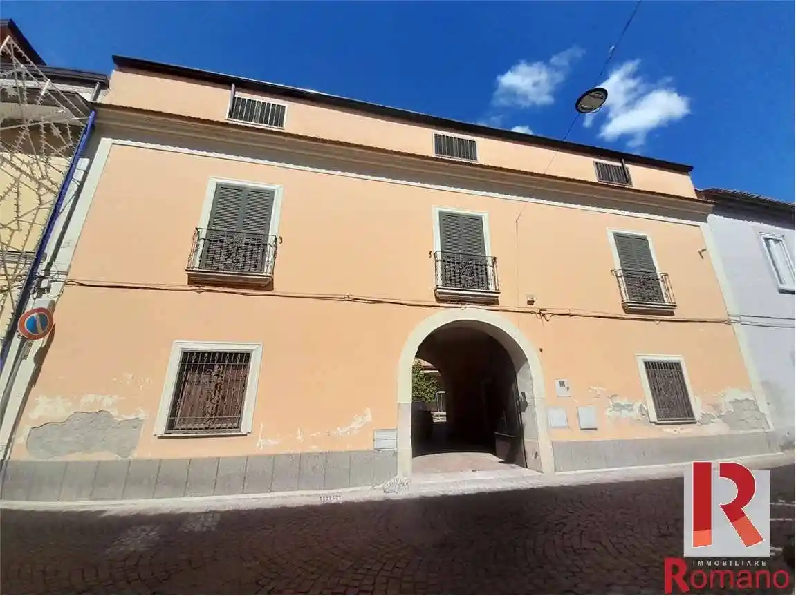 Terratetto unifamiliare 260 m², buono stato, Curti - foto 2