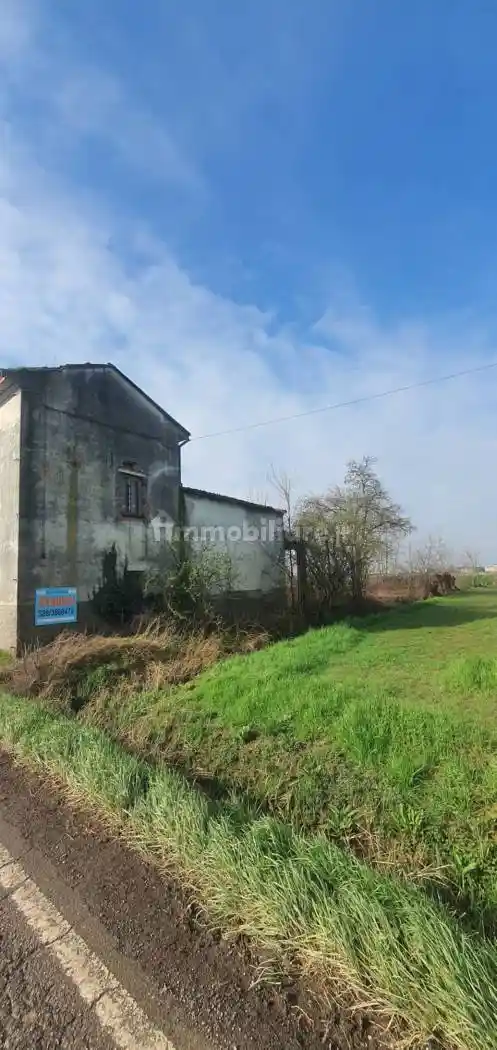 Rustico - Casale in vendita a Vescovato