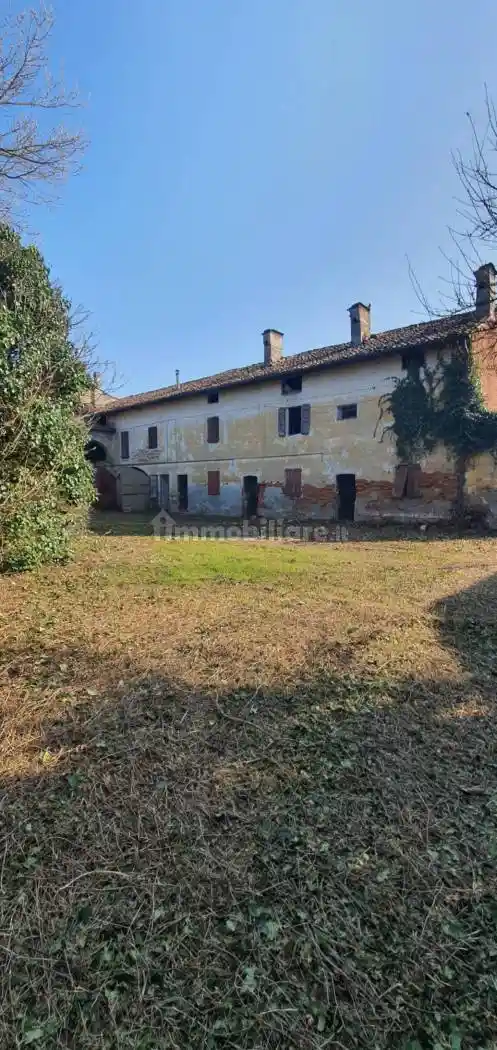 Rustico - Casale in vendita a Cremona