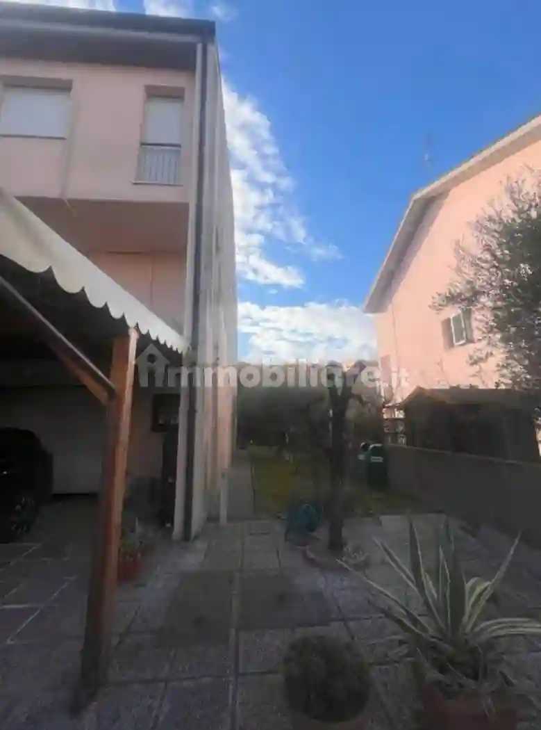 Villetta a schiera - foto 4