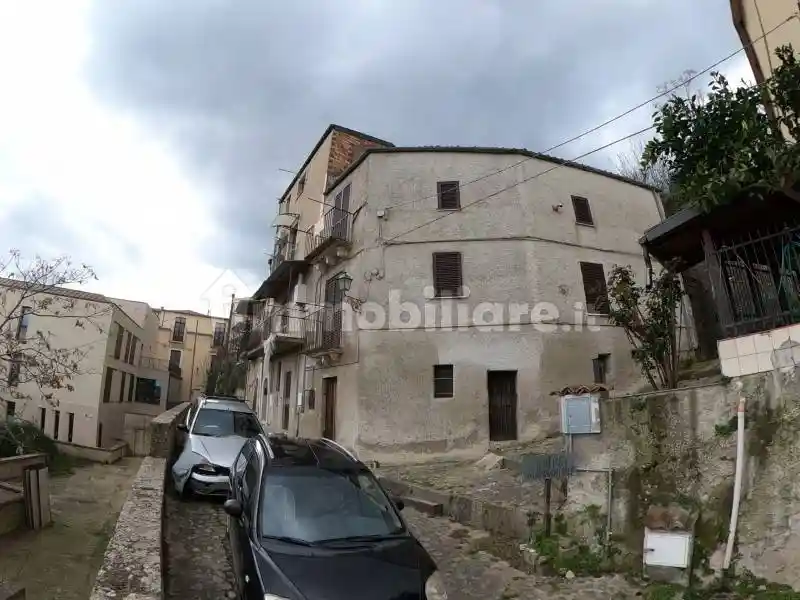 Trilocale via Castello 12, Centro Storico, Cosenza - foto 3