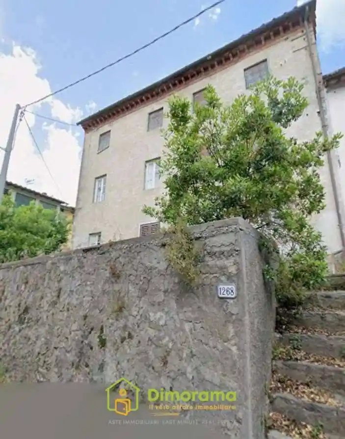 Appartamento in vendita a Lucca