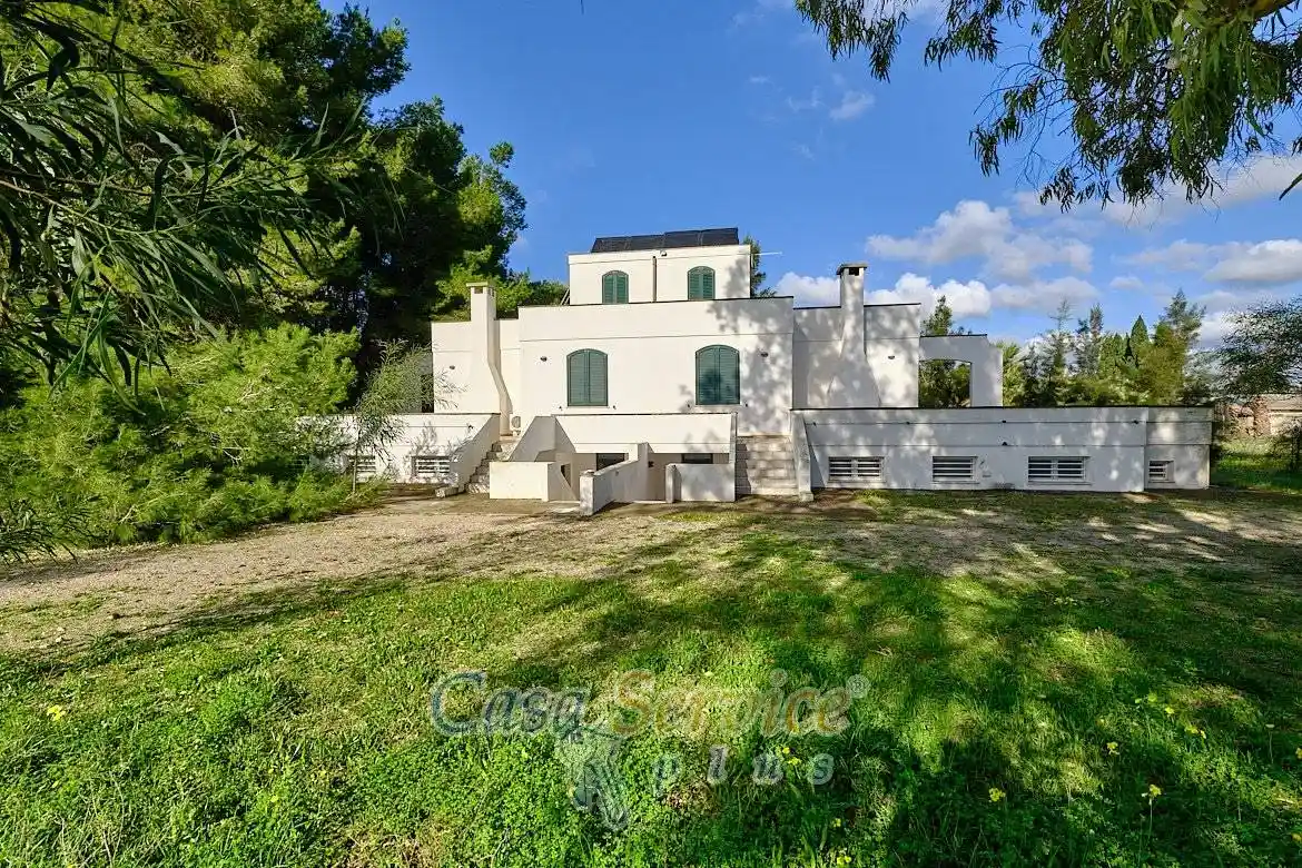 Palazzo - Edificio in vendita a Alezio