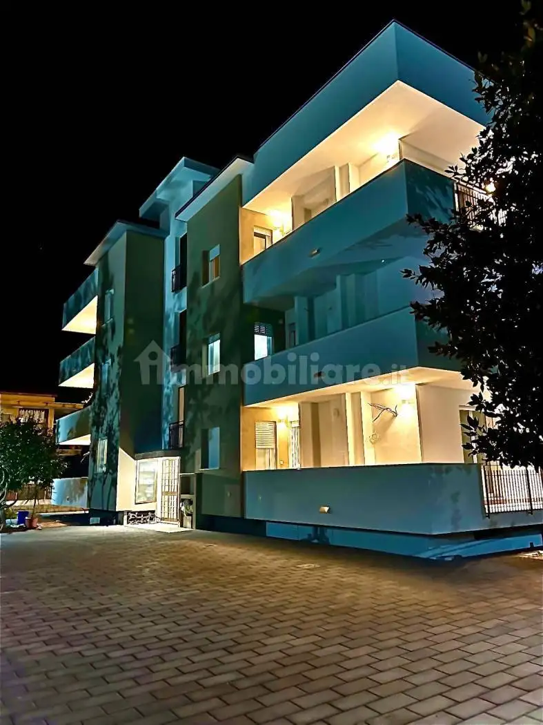 Appartamento in affitto a Minturno