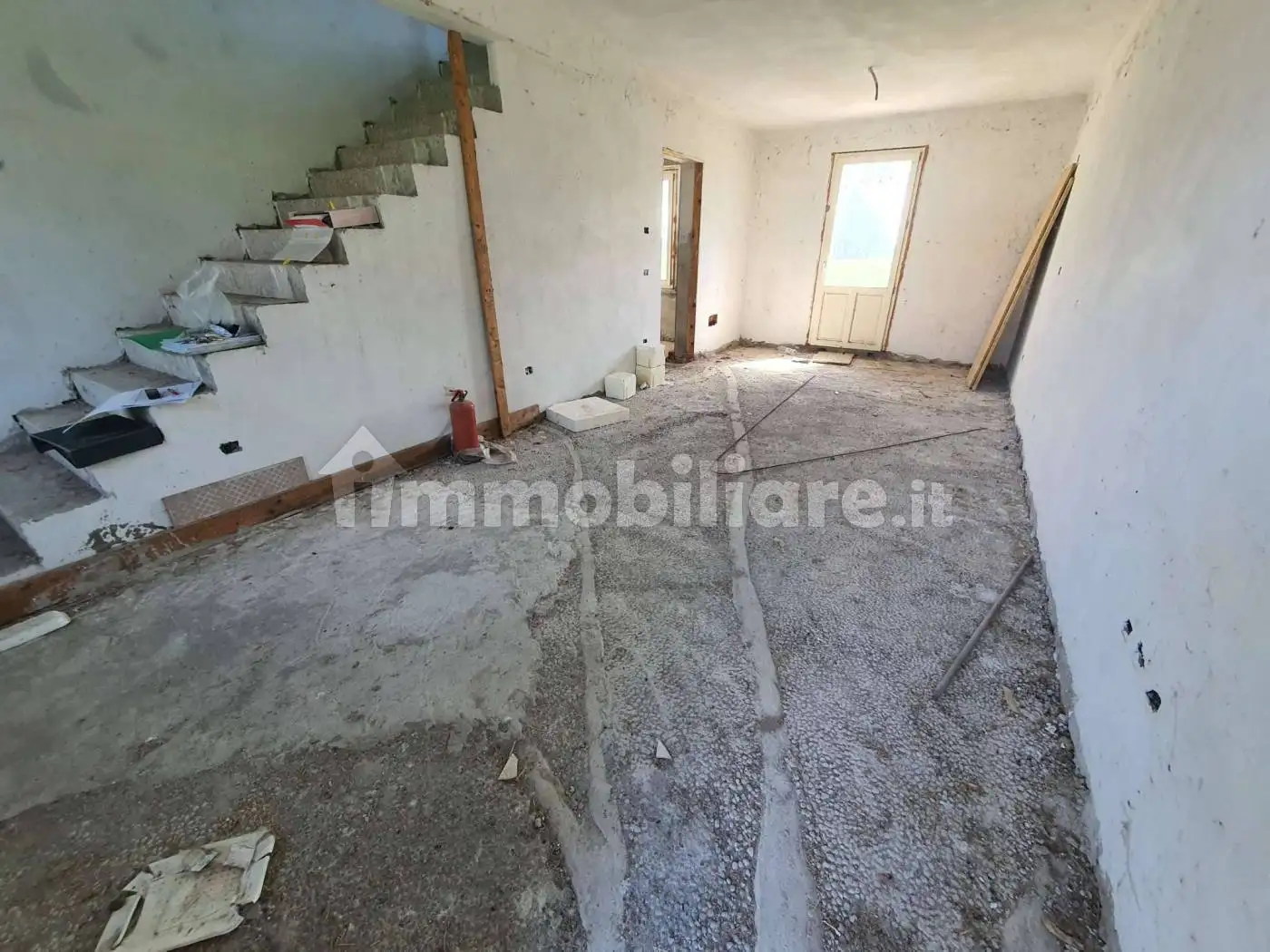 Villa unifamiliare strada provinciale SP124, Centro, Abbadia Cerreto - foto 4
