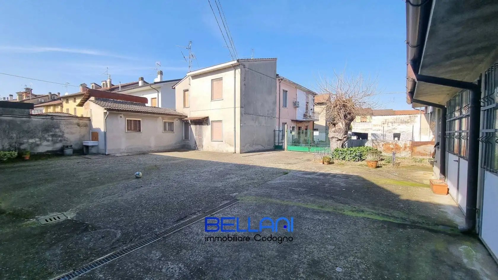 Terratetto plurifamiliare via Fratelli Cairoli 53, Centro, Castelnuovo Bocca d'Adda - foto 4