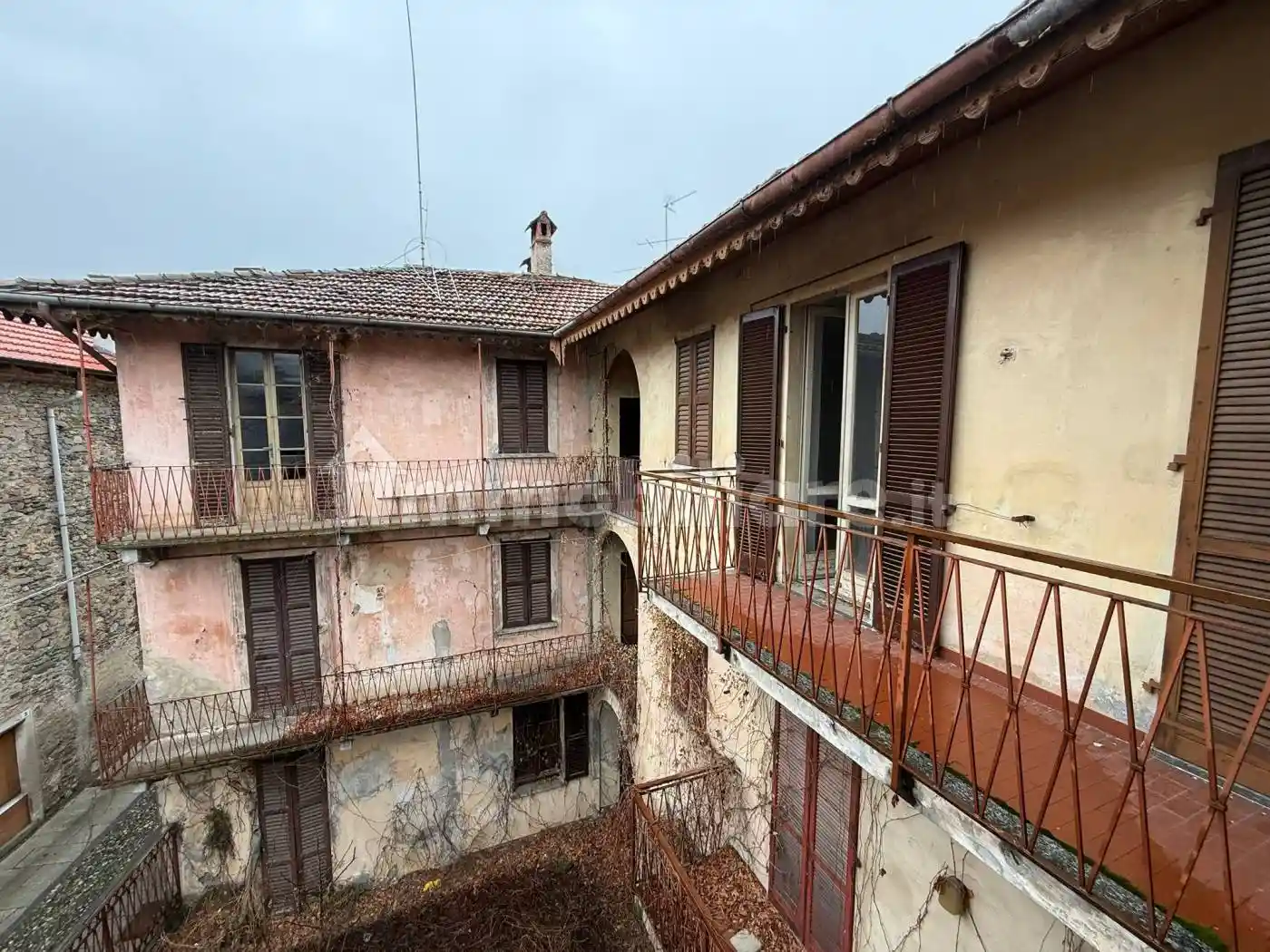 Casa indipendente in vendita a Meina