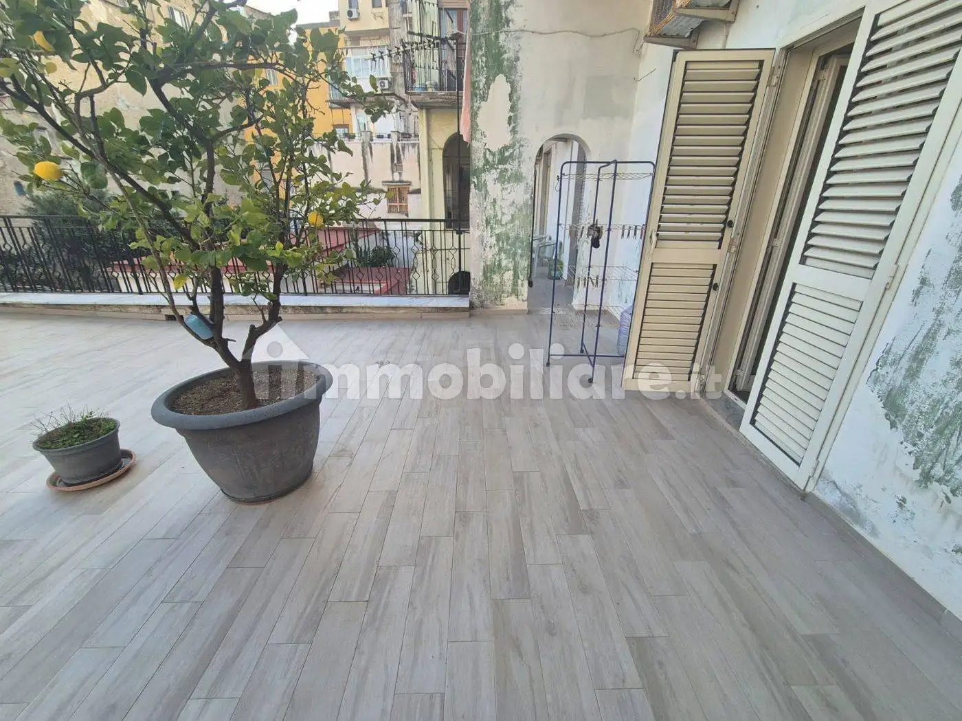 Appartamento in vendita a Napoli