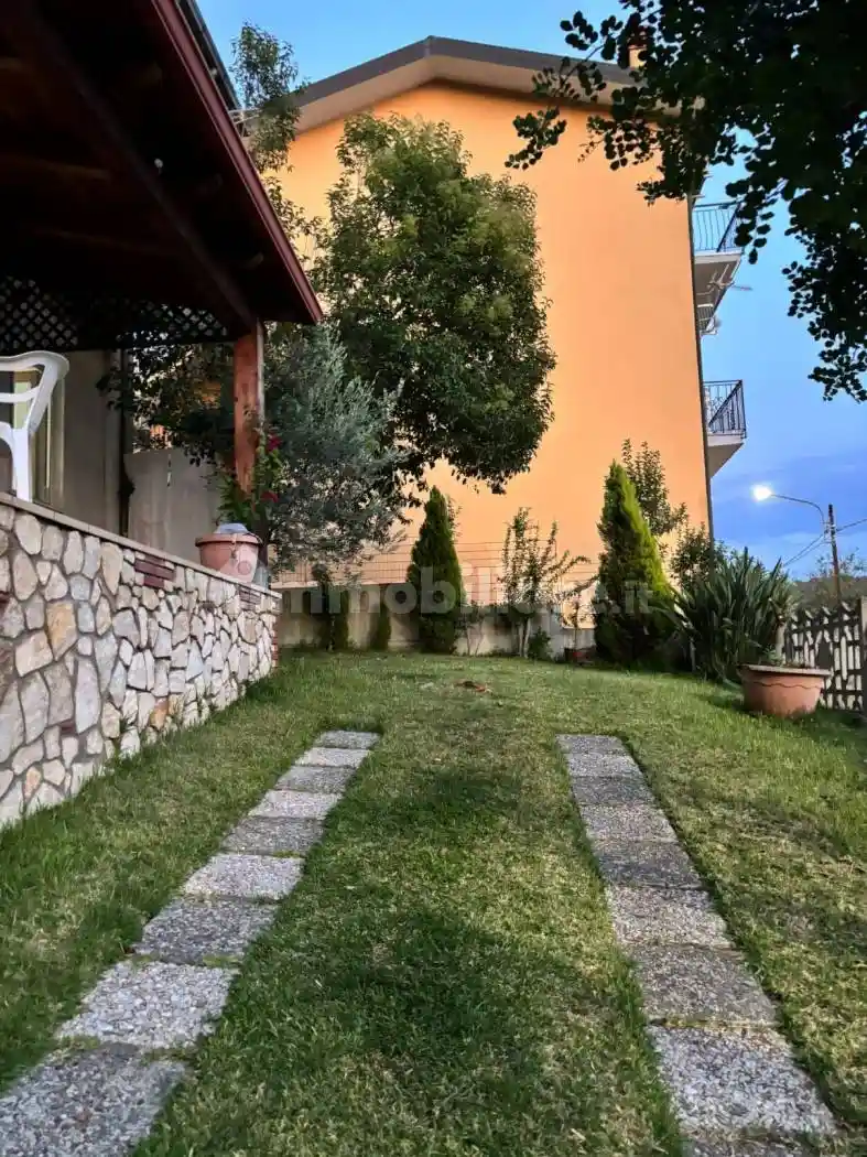 Villa unifamiliare via Generale Carini 59, Centro, Falerna - foto 4