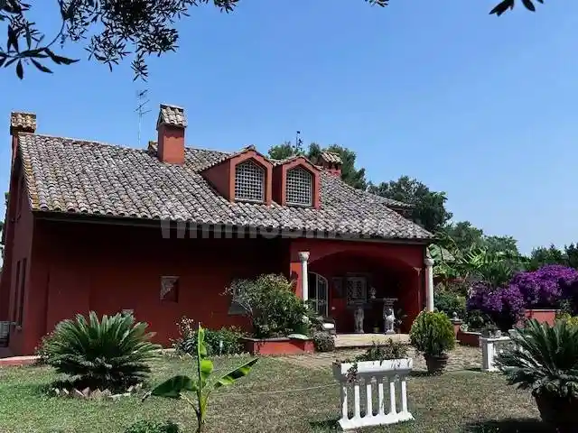 Villa in vendita a Roma