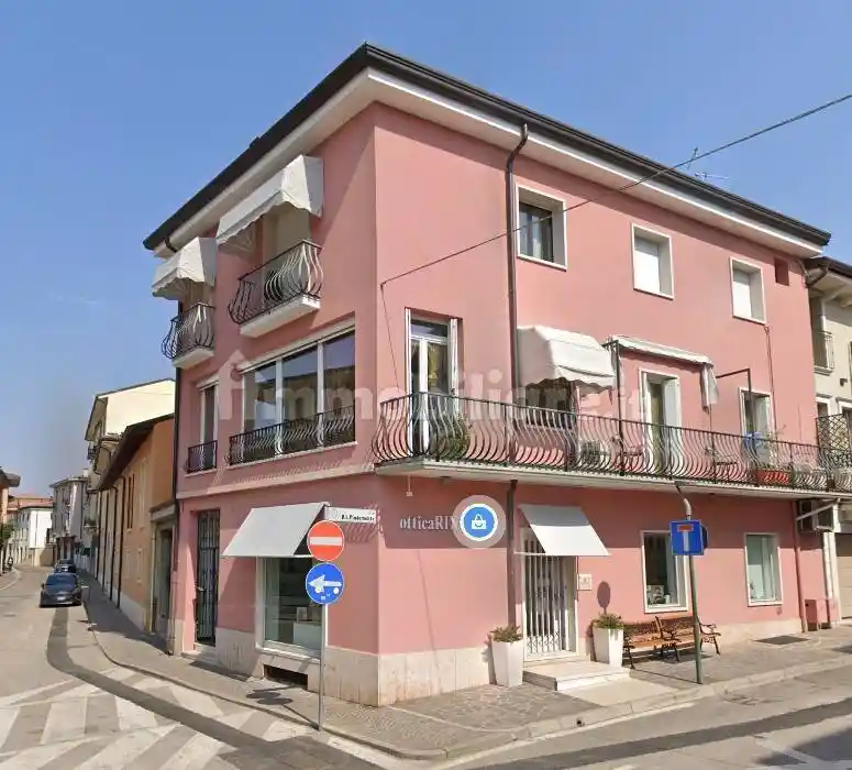 Appartamento in vendita a Bussolengo