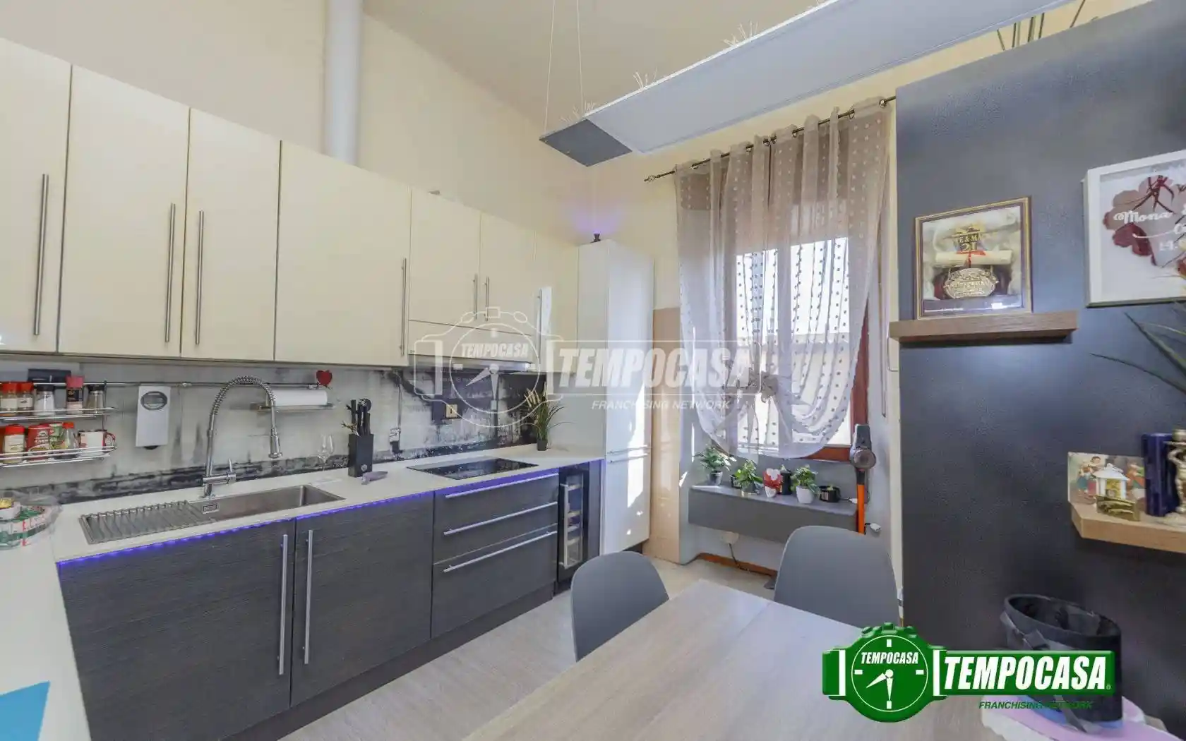 Appartamento in vendita a Piacenza