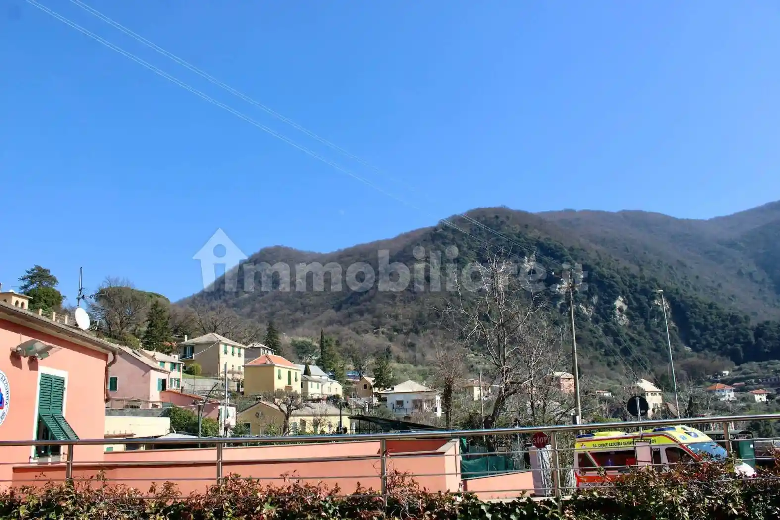 Open space via alla Chiesa di San Giorgio di Bavari, San Desiderio, Genova - foto 4