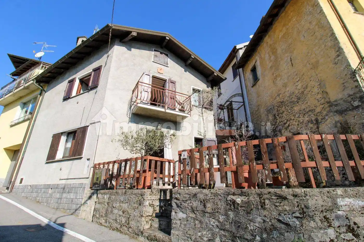 Terratetto unifamiliare via Piero Fontana, 8, Cerano d'Intelvi - foto 2