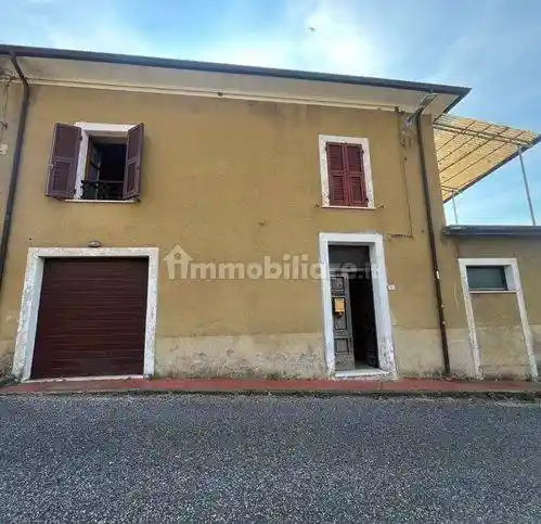 Villa in vendita a Bagnone