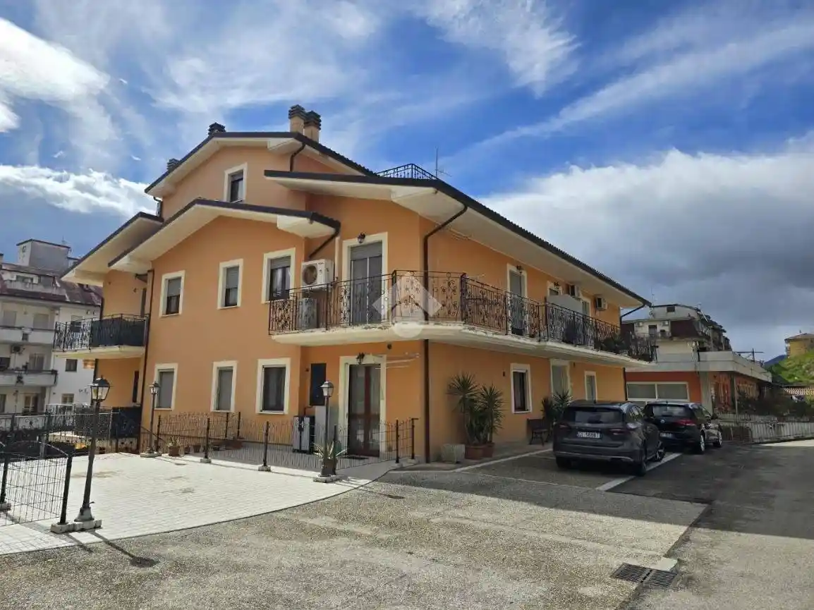 Trilocale via Borgo Garibaldi 193, Castignano - foto 4