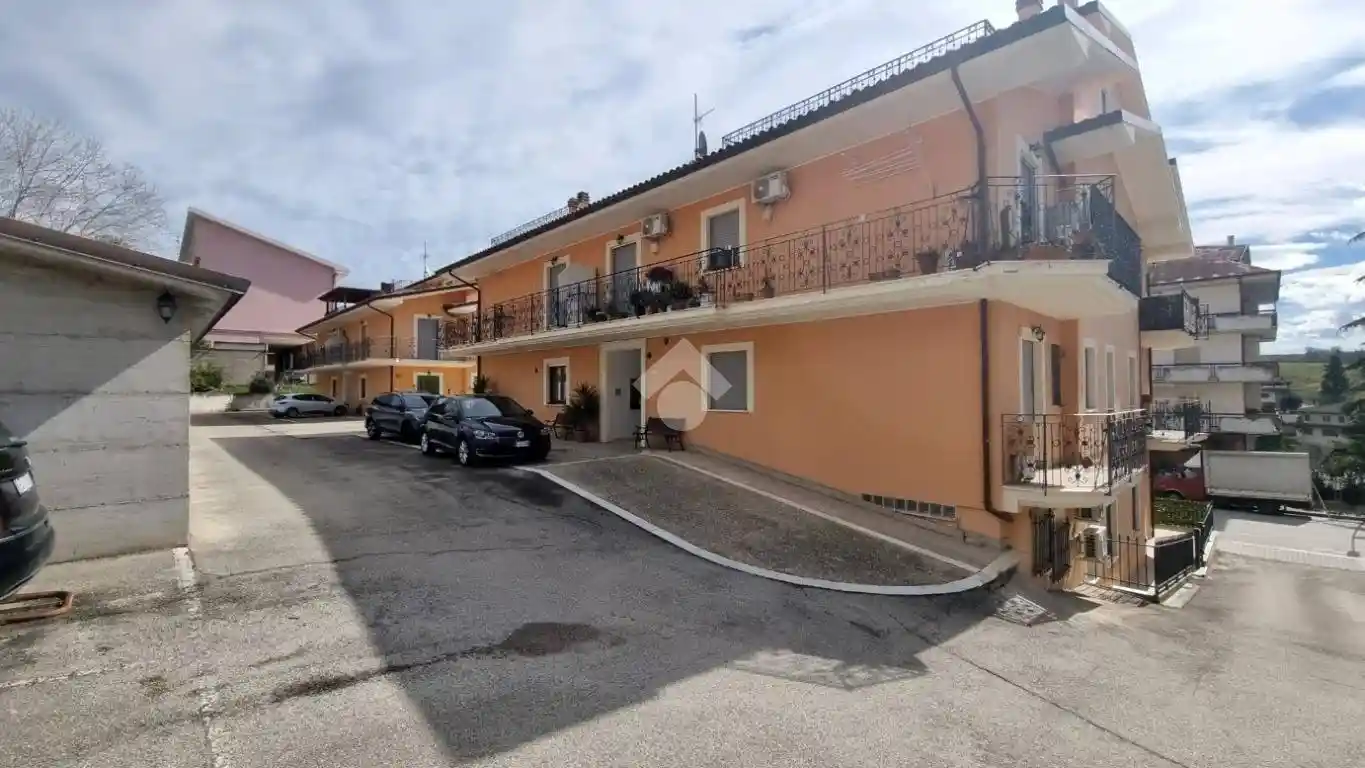 Trilocale via Borgo Garibaldi 193, Castignano - foto 5