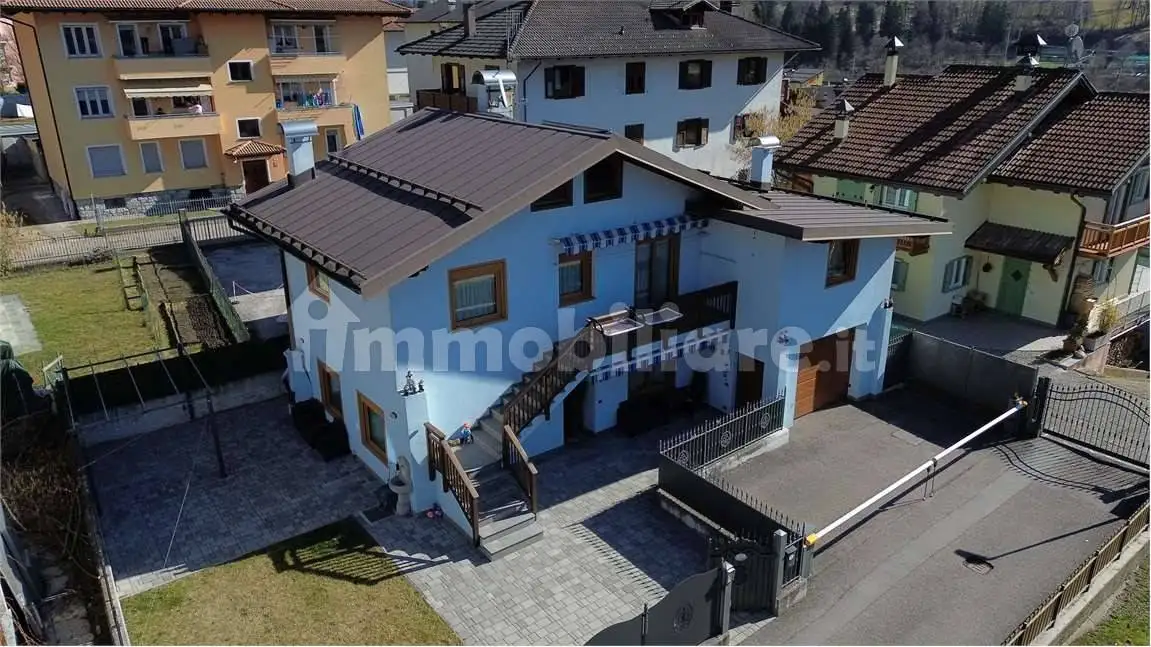 Casa indipendente in vendita a Malè